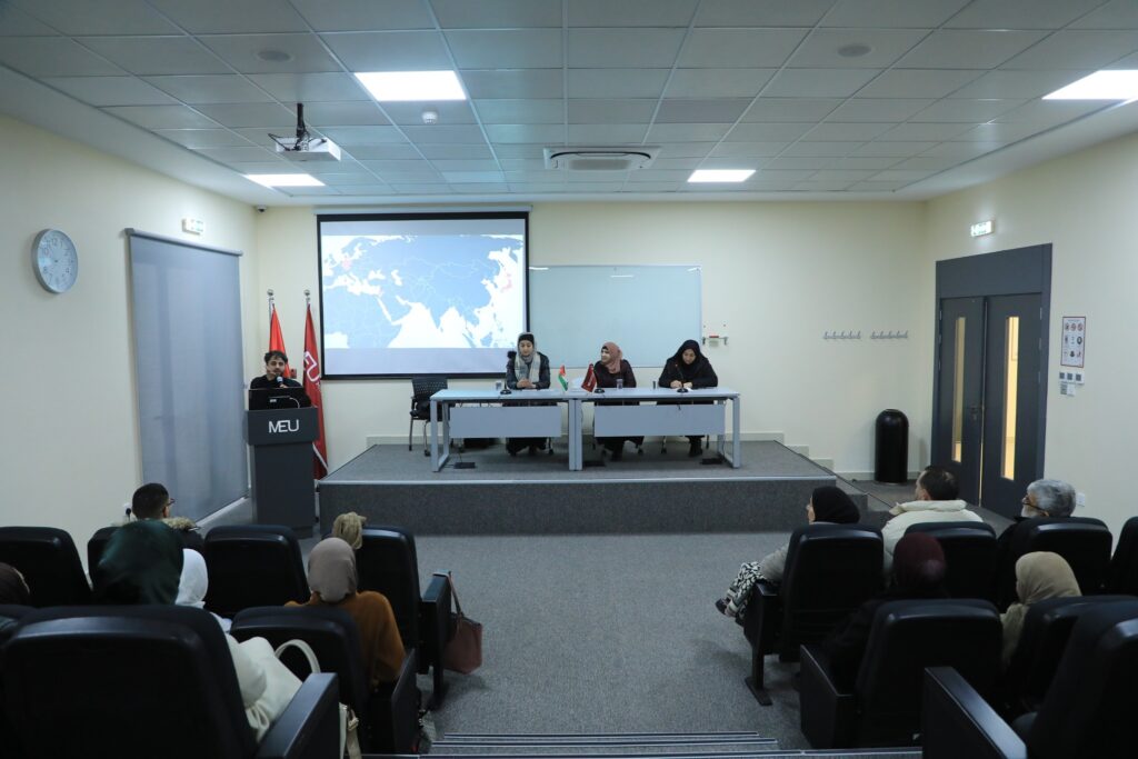 Middle East University and Palestine Polytechnic University hold a collaborative workshop on contemporary furniture design in heritage buildings.